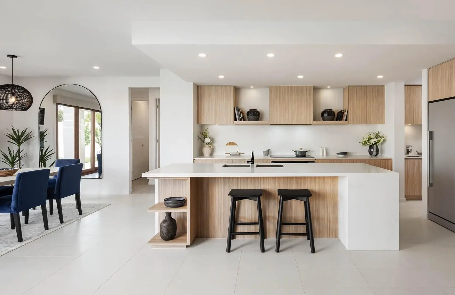 Open Concept Kitchen by Husky Cara Fine Homes